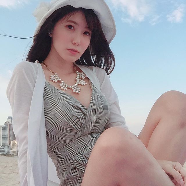Clara 超甜顏值「原來是隱乳」衣服包不住 根本人間極品-第1章-图片7