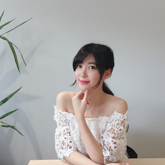 Clara 超甜顏值「原來是隱乳」衣服包不住 根本人間極品-第1章-图片18
