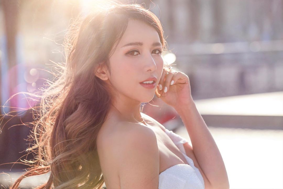 Sexy eyes electro-death you “snow-white twin-foothen filled”: want to play with me?-第1章-图片7
