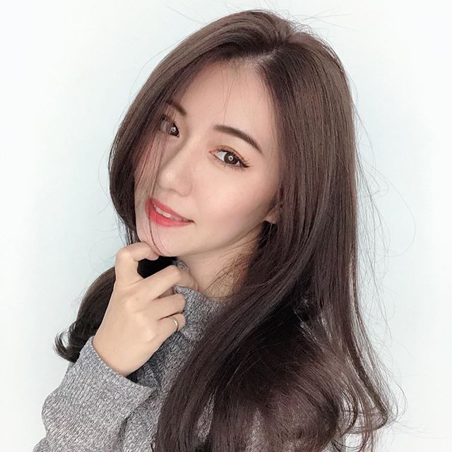 安玖 白嫩臉蛋清新脫俗誘人 白嫩美腿露出...-第1章-图片3