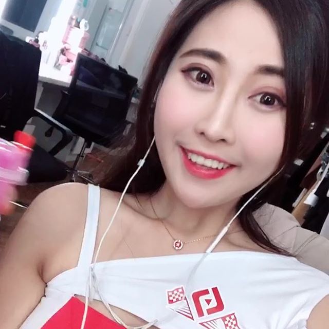夯夯 甜美臉蛋如天女下凡..讓人回到初戀的滋味-第1章-图片10