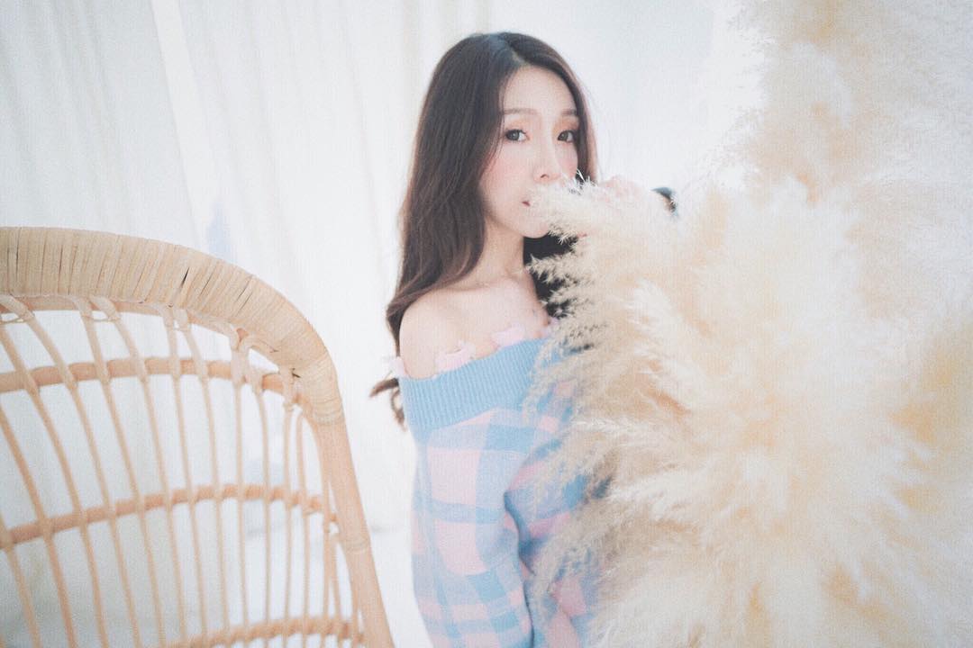 I don’t know exactly where he lives, little Debbie.-第1章-图片17