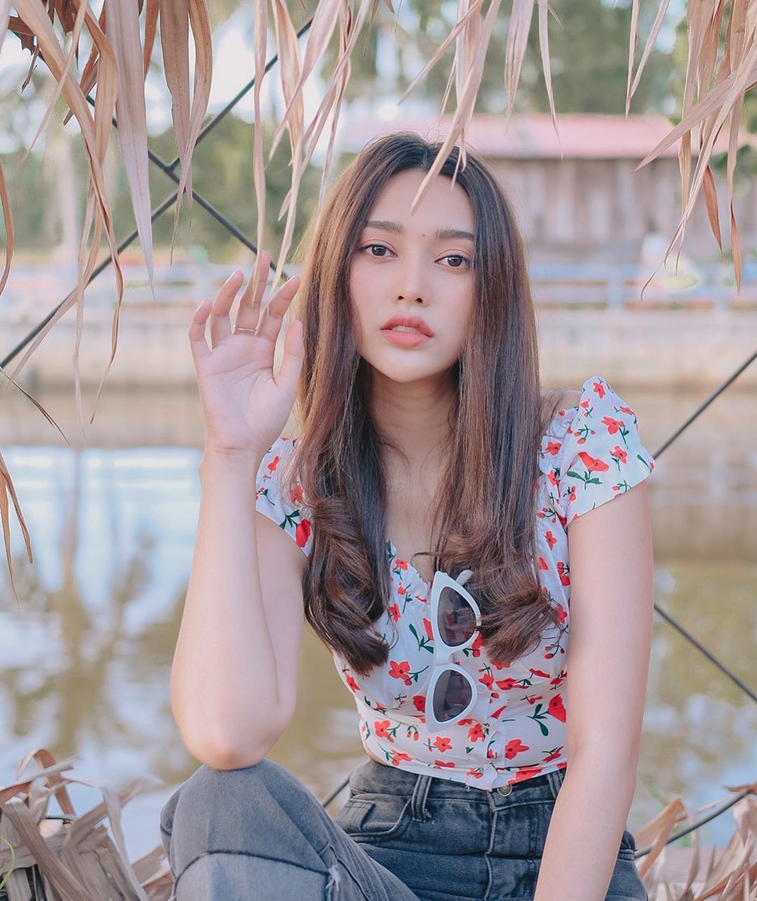 電力十足魅惑大眼 辣露乳溝好驚人全看傻-第1章-图片7