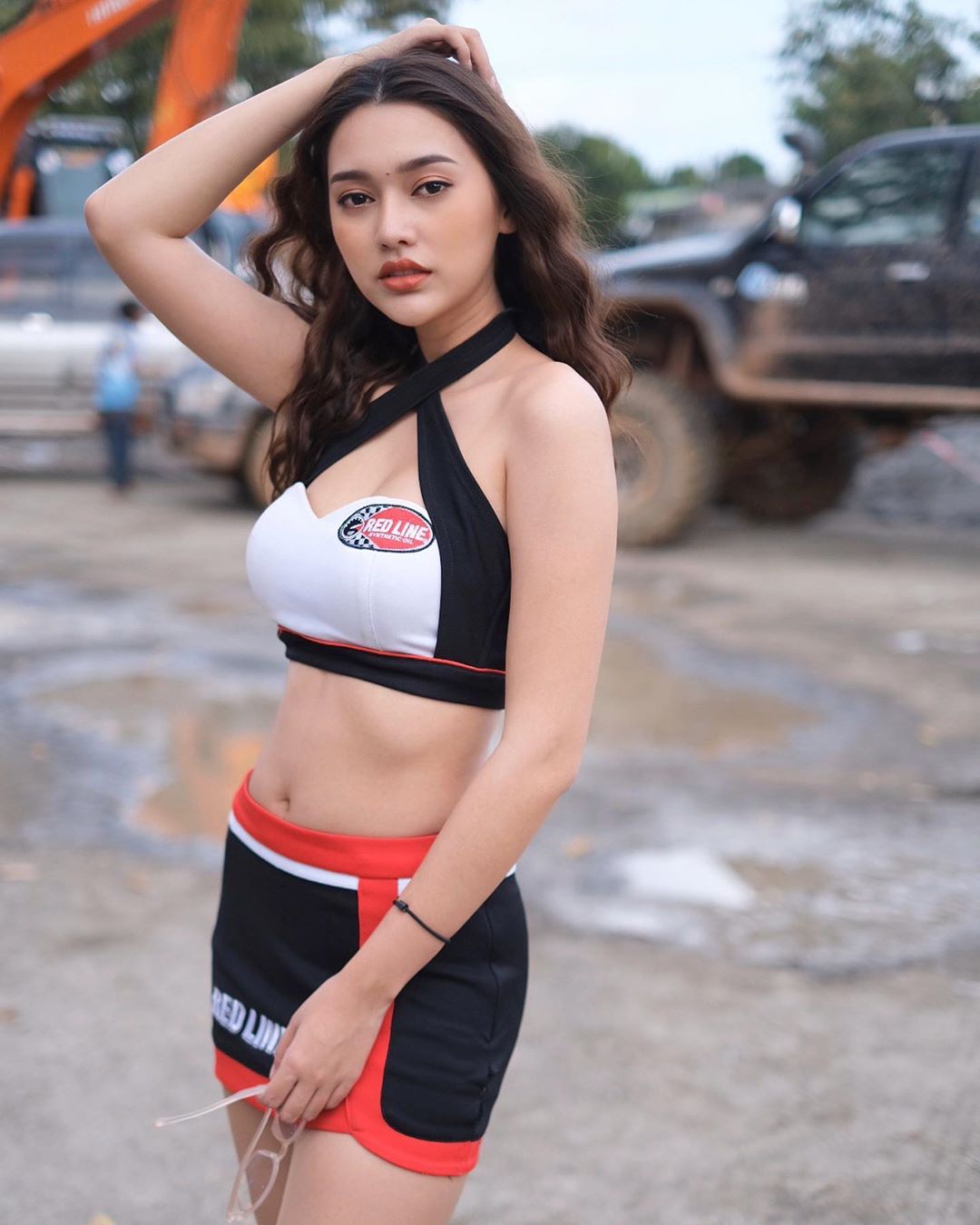 電力十足魅惑大眼 辣露乳溝好驚人全看傻-第1章-图片16