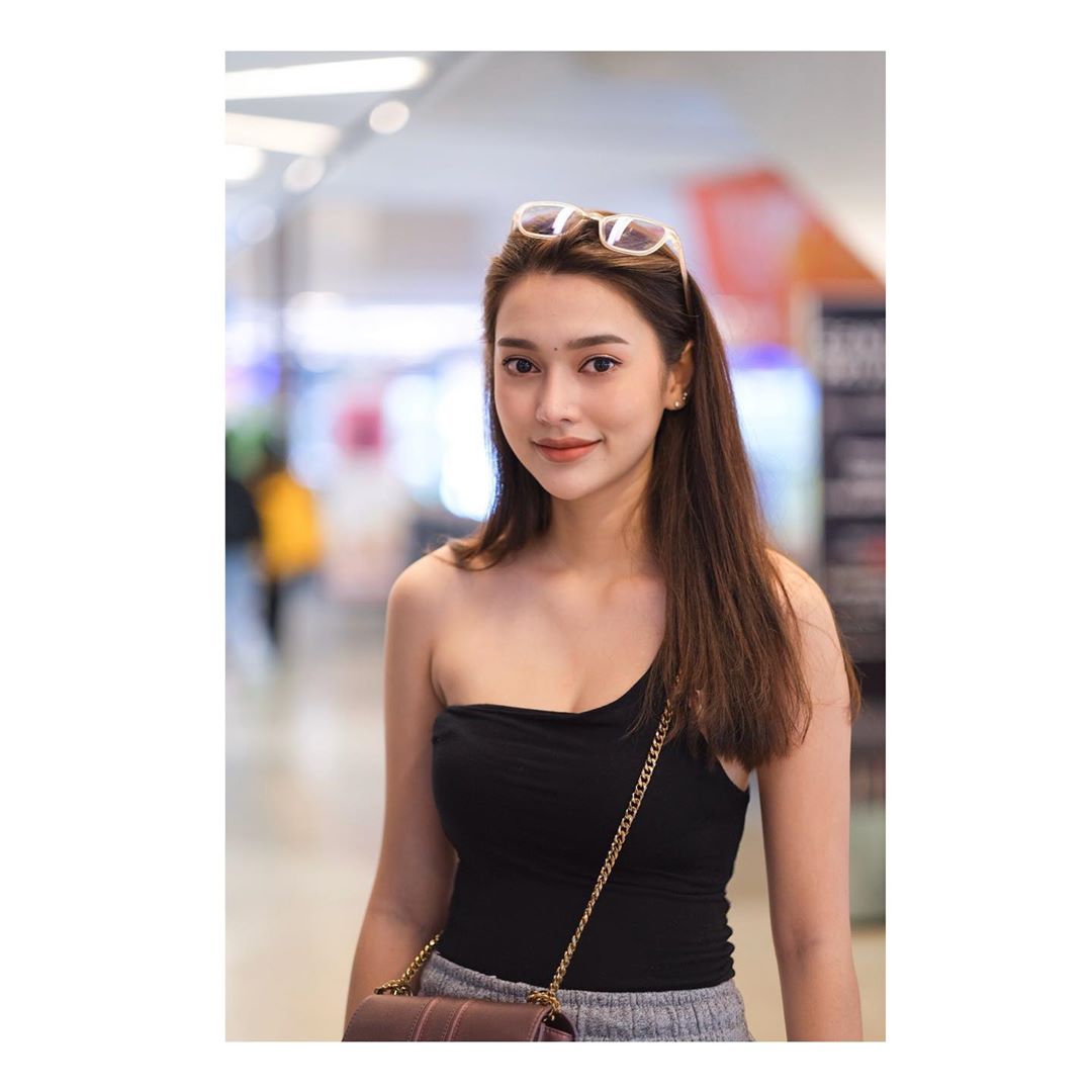 電力十足魅惑大眼 辣露乳溝好驚人全看傻-第1章-图片18