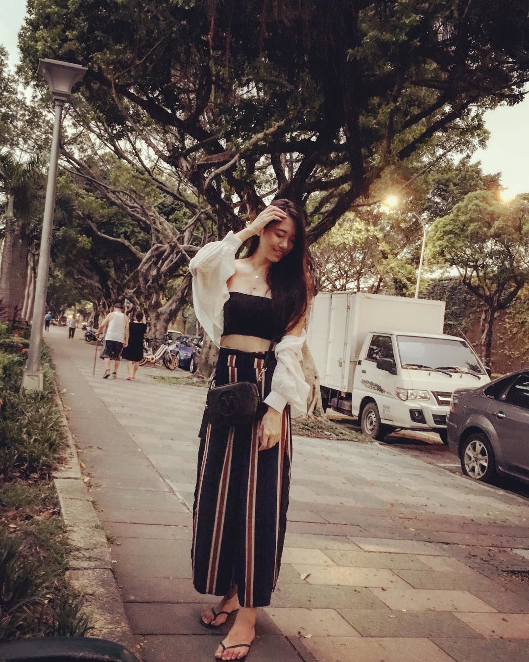 台灣籃球員吃太補!超辣人妻身材曲線不科學「乳量飽滿形狀更極品」:當球員也太爽!-第1章-图片9