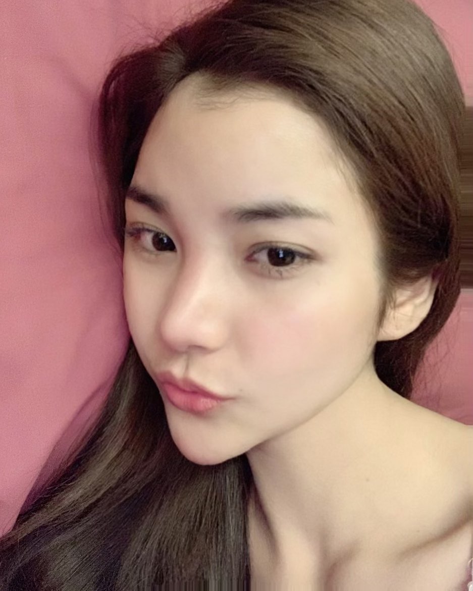 纖細身材罩不住性感魅力 明亮大眼讓人看傻眼-第1章-图片3