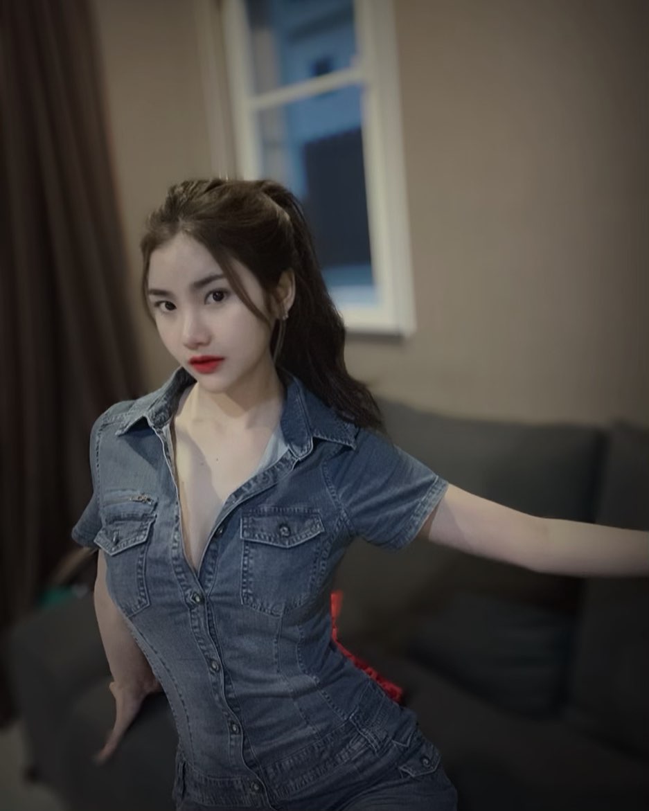 纖細身材罩不住性感魅力 明亮大眼讓人看傻眼-第1章-图片6
