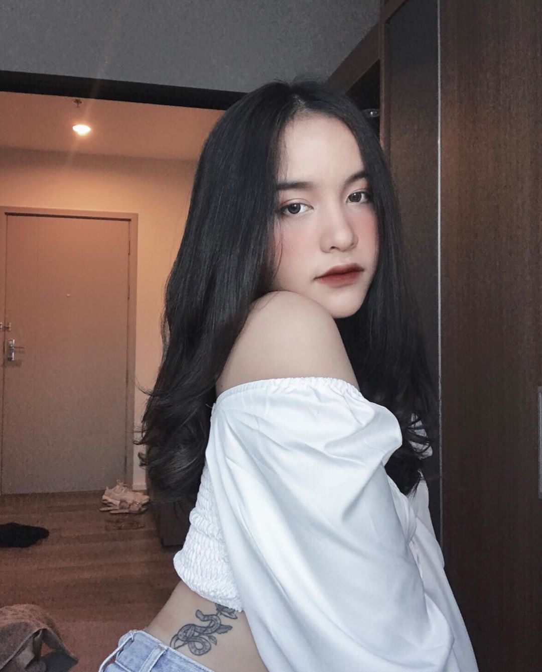 妖豔顏值火力十足 回眸眼神勾魂實在太犯規-第1章-图片12