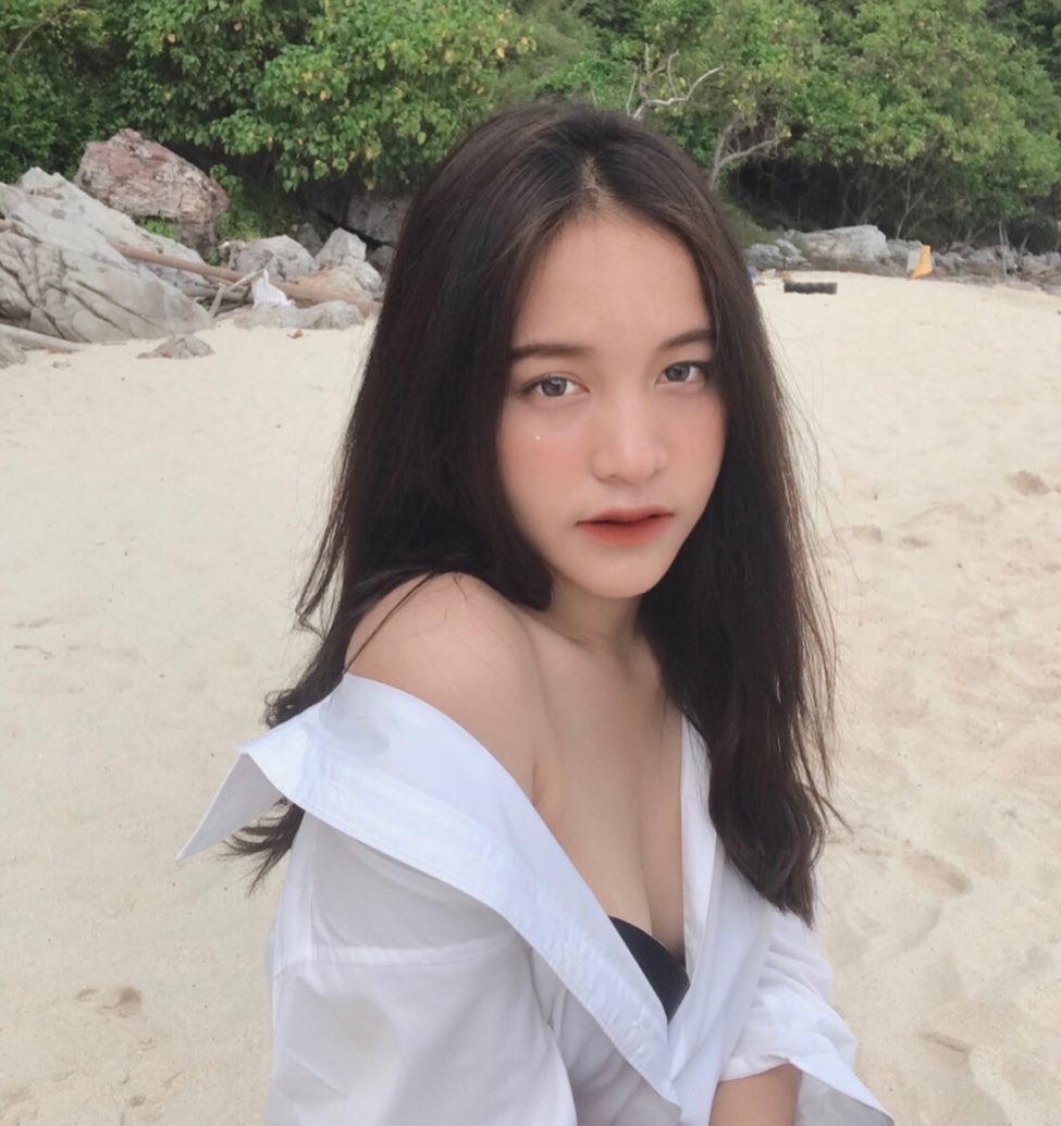 妖豔顏值火力十足 回眸眼神勾魂實在太犯規-第1章-图片14