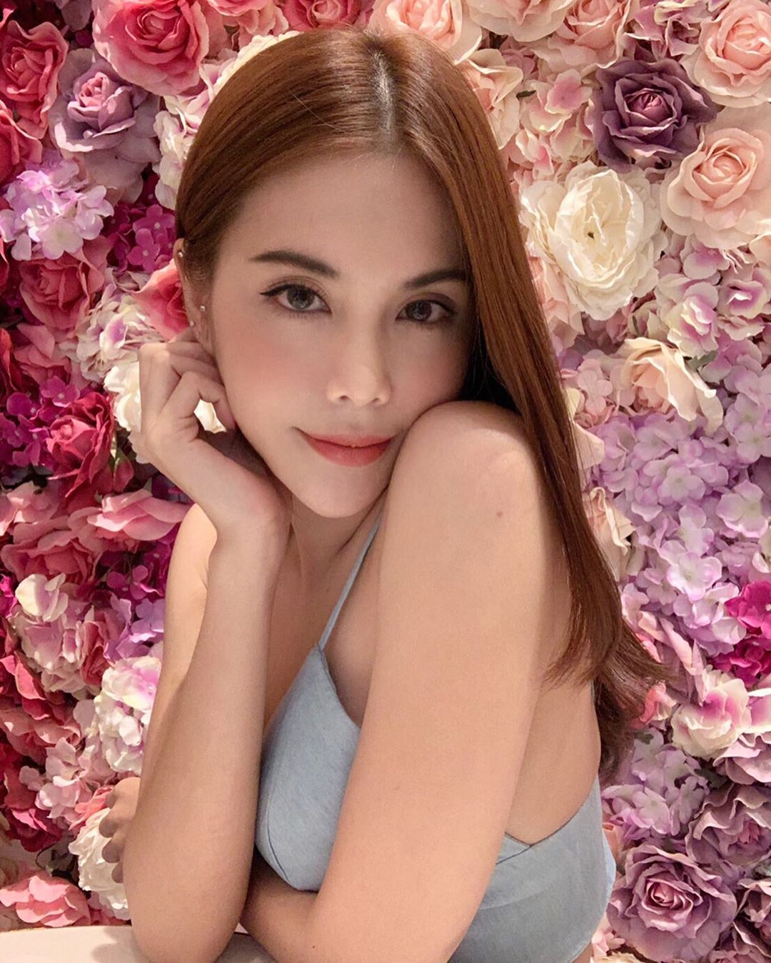 清純臉孔配上電力十足眼神 傲人身姿展現實在不能忍-第1章-图片11