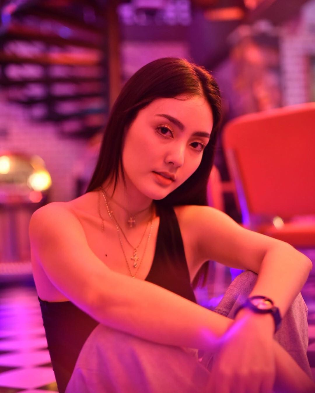 性感魅力太強烈擋不住 誘人鎖骨忍不住放大看-第1章-图片3