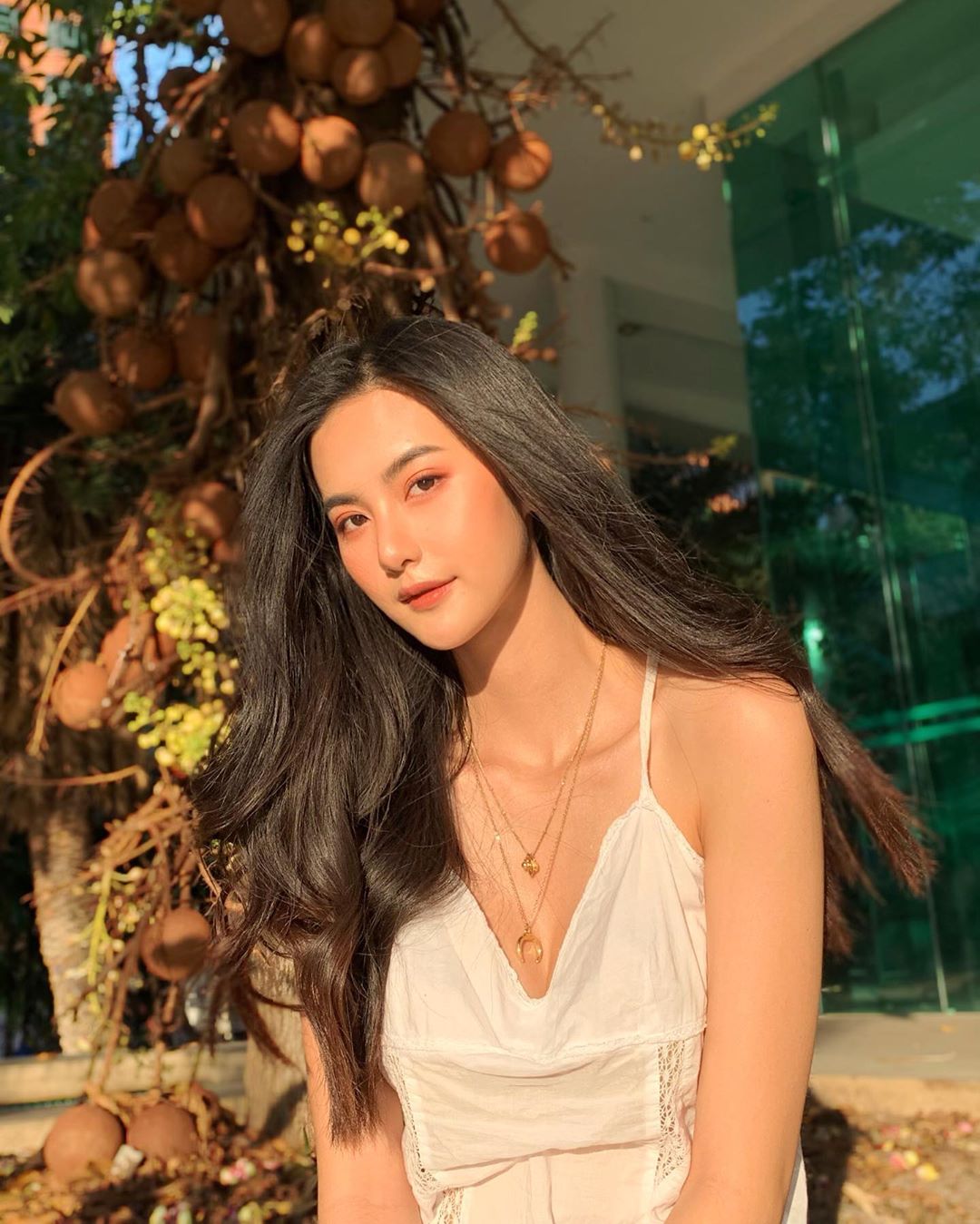 黃金比例天然身形 飄逸長髮誘人長腿駛網友躁動-第1章-图片4