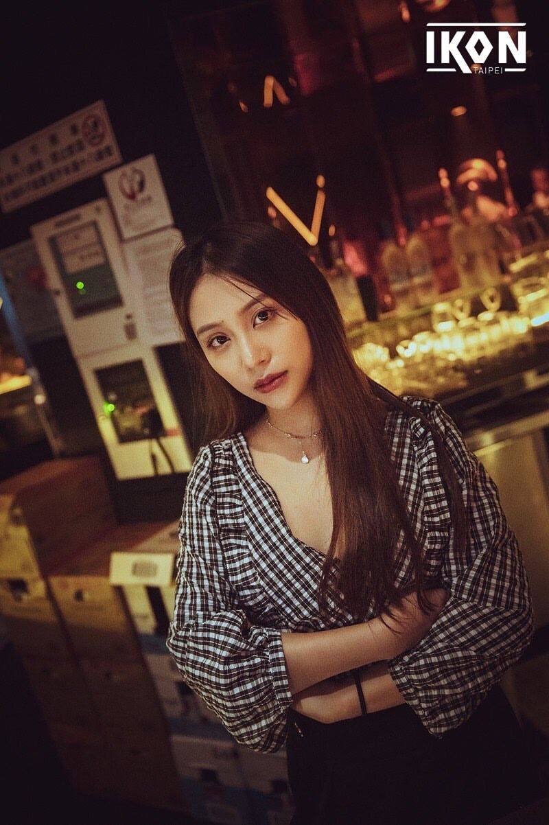 One of Icon's little sisters.-第1章-图片1