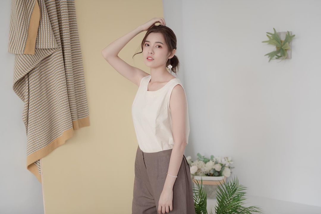 甜心妹纖細身材還偷藏好料!穿比基尼解放「渾圓美乳」全任你看…網暴動:形狀很可以!-第1章-图片9