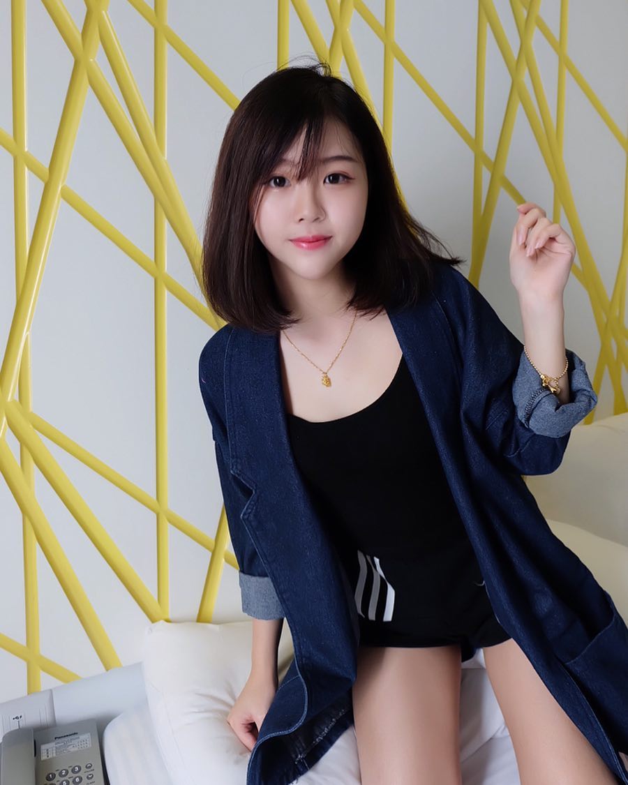 靚女 總是偶爾探頭一下 Jolina-第1章-图片1