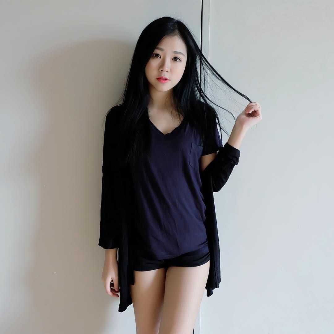 靚女 總是偶爾探頭一下 Jolina-第1章-图片12