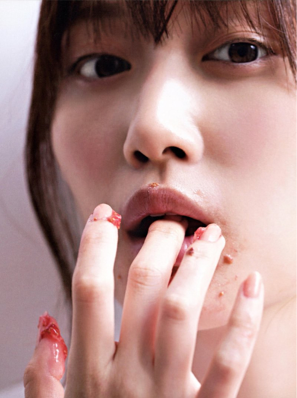 山下美月、乃木坂3期生エース山下美月、初めての寫真集で極限まで脫いだ姿を曬して...-第1章-图片7