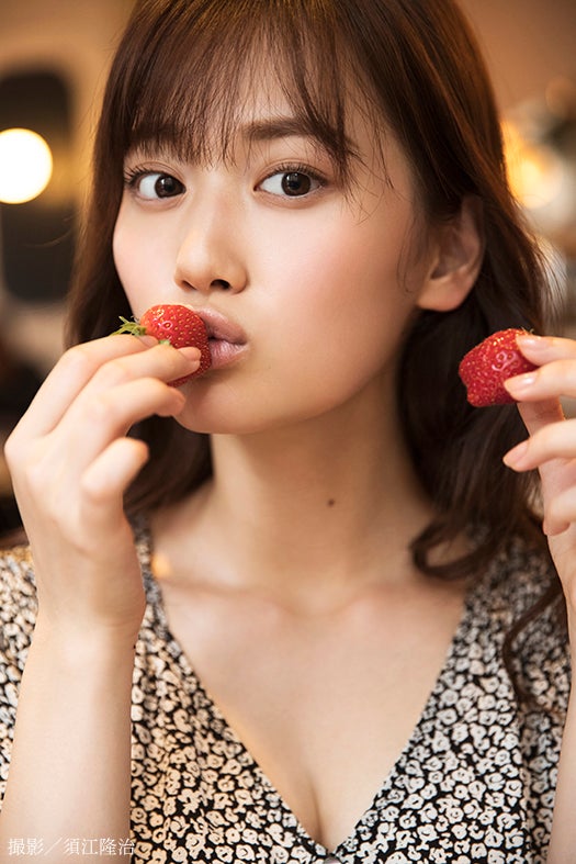 山下美月、乃木坂3期生エース山下美月、初めての寫真集で極限まで脫いだ姿を曬して...-第1章-图片15