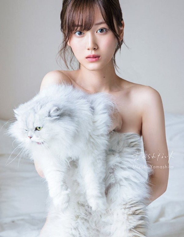 山下美月、乃木坂3期生エース山下美月、初めての寫真集で極限まで脫いだ姿を曬して...-第1章-图片27