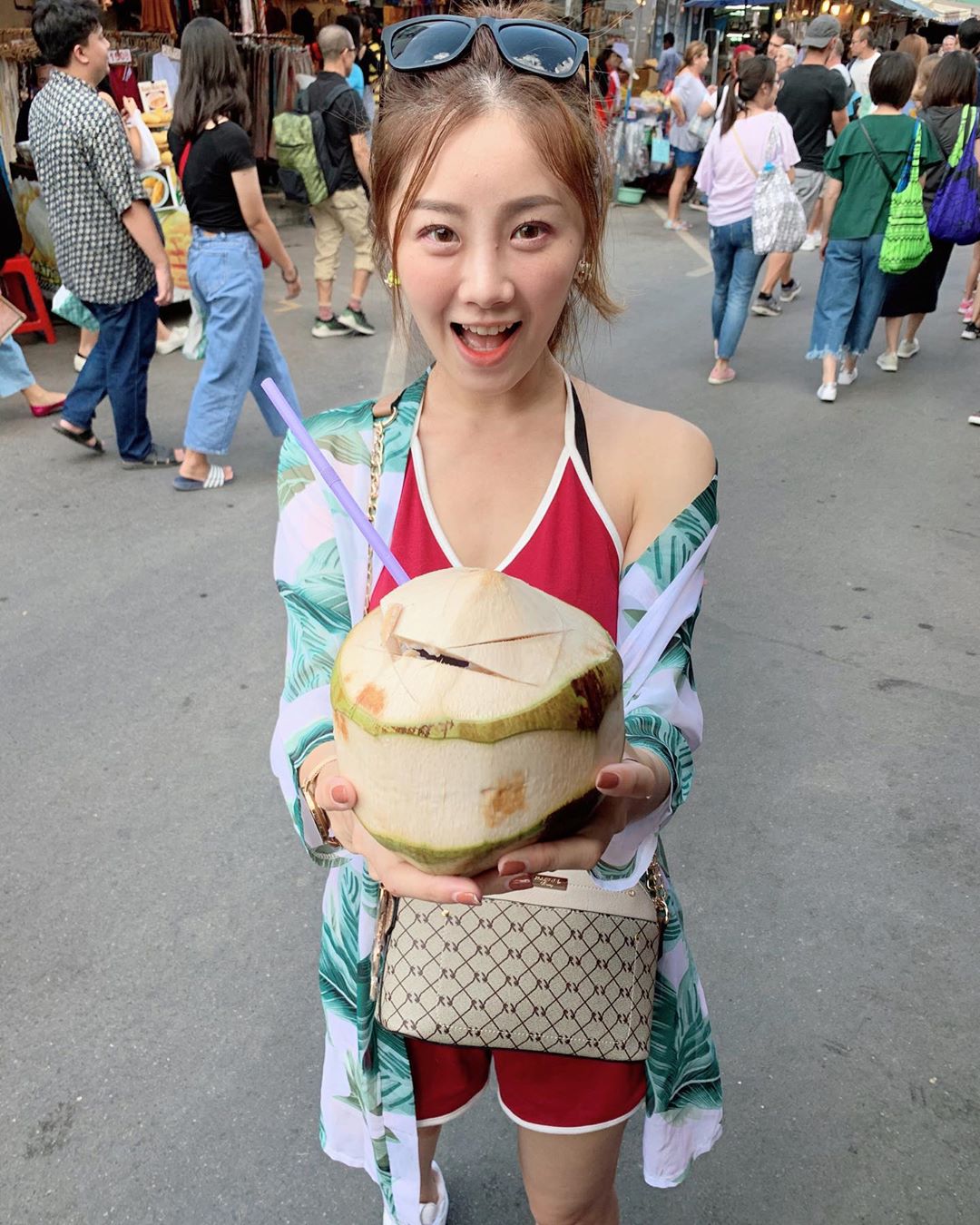 廟會女神曾甜 火辣身材藏不住 讓你難以抗拒