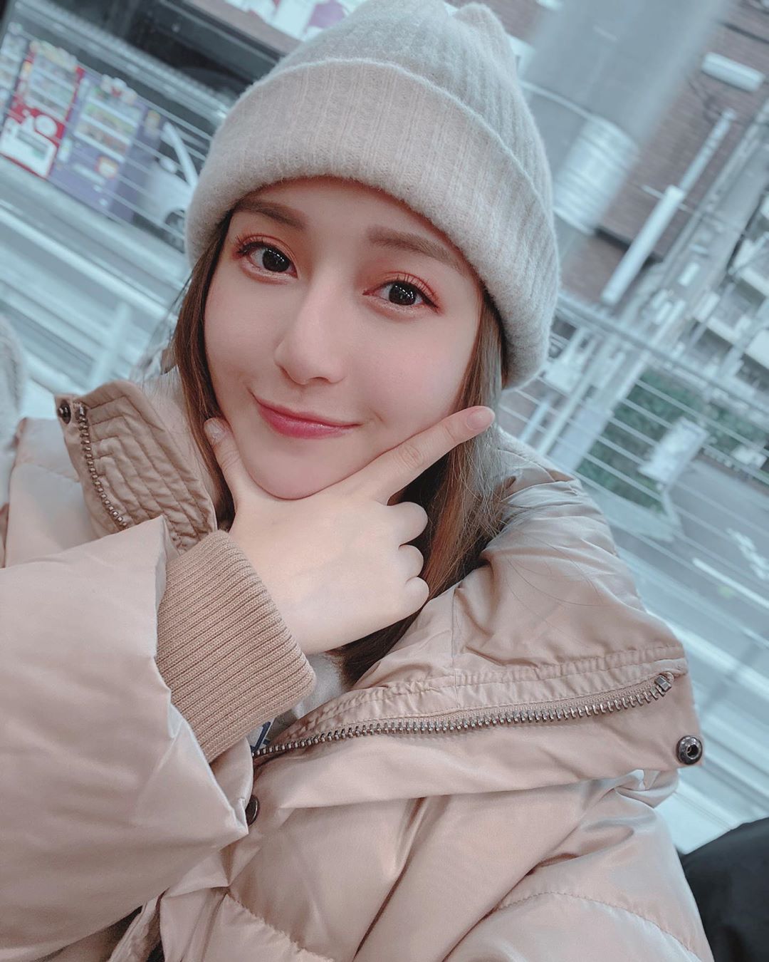 清新甜美網紅Happy陳樂樂 招牌笑容超電人-第1章-图片1