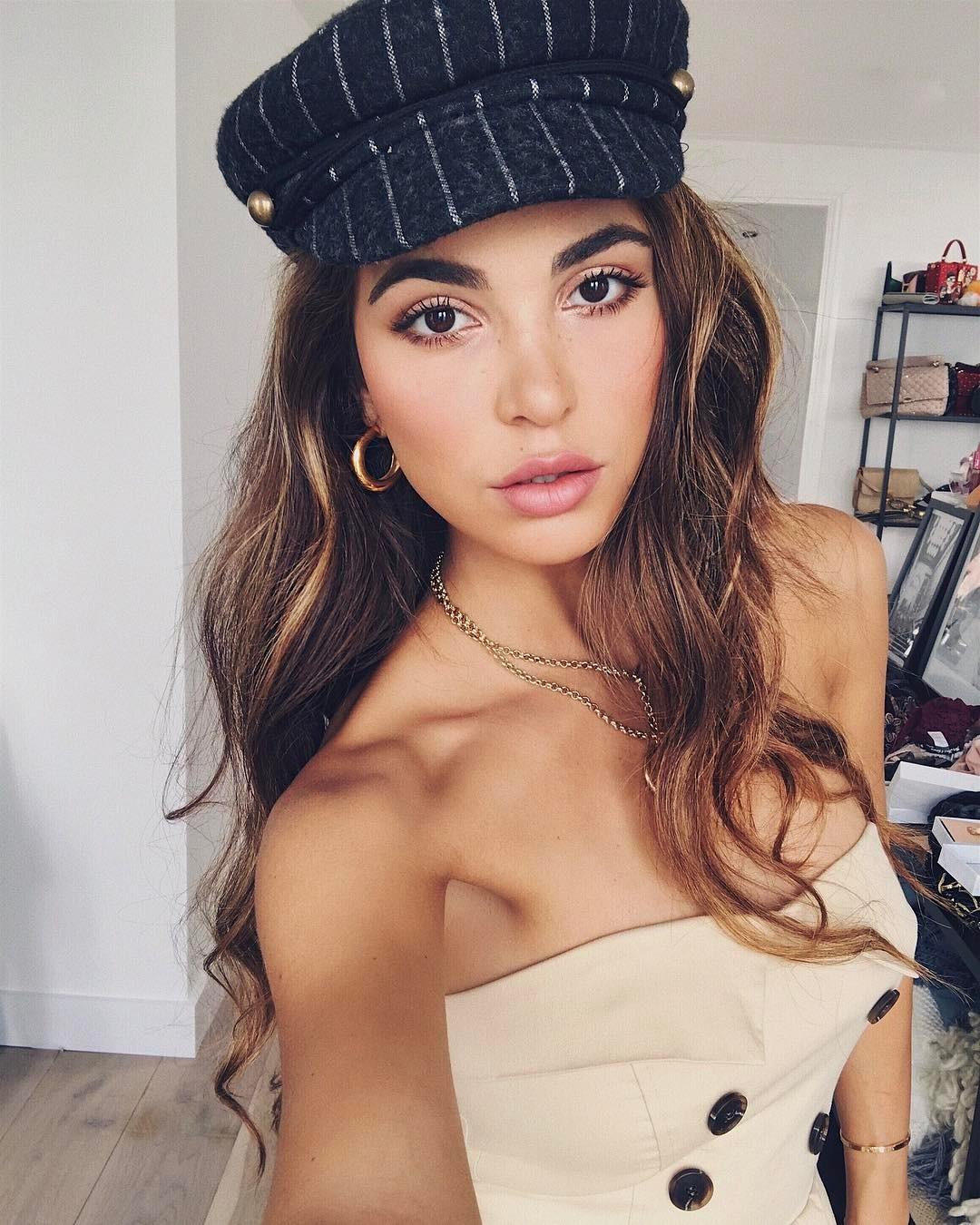 Shopping in the street and surprise fashion “Negin Mirsalehi”-第1章-图片5