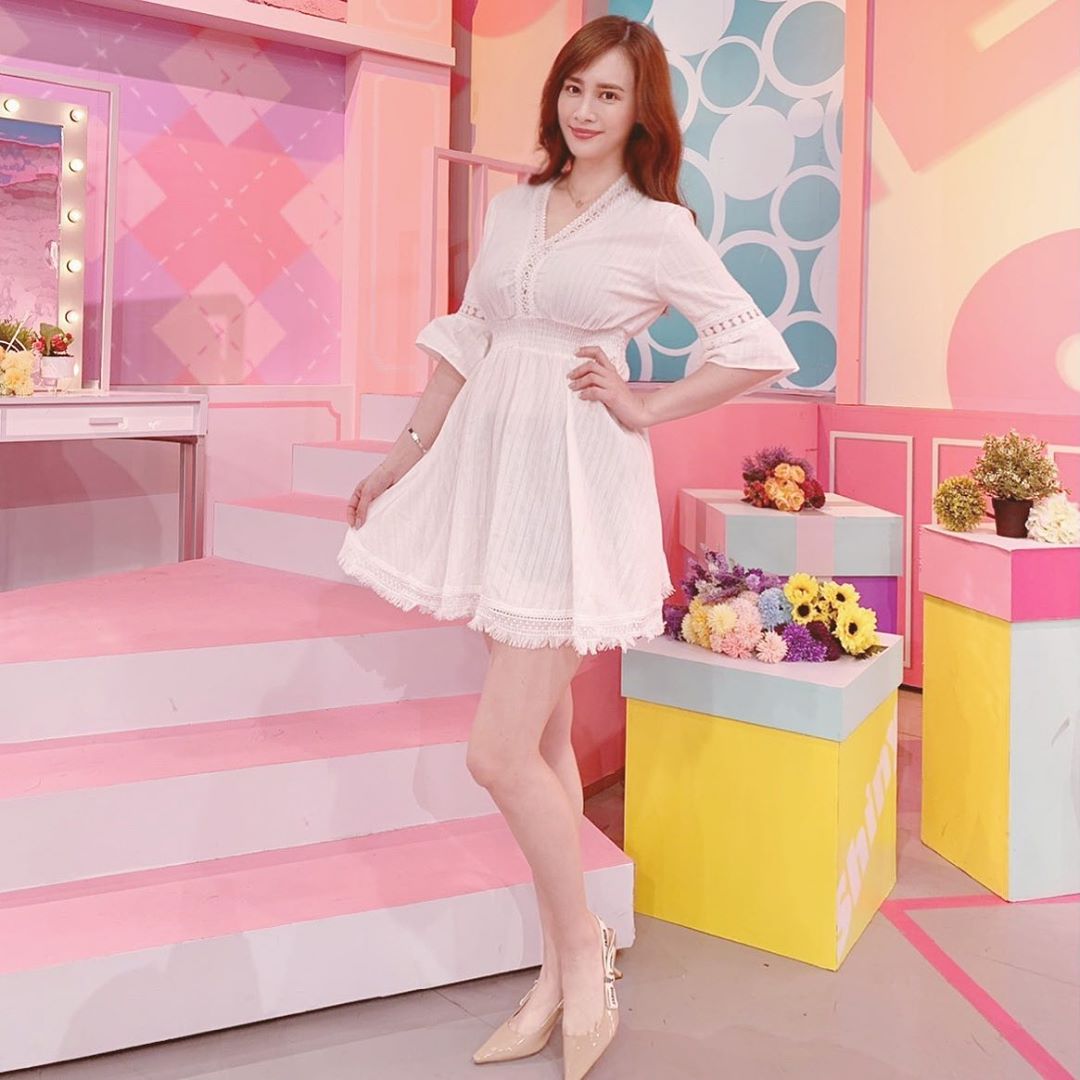 Rosie H 白皙臉蛋+正在發育中:絕對指日可待-第1章-图片3