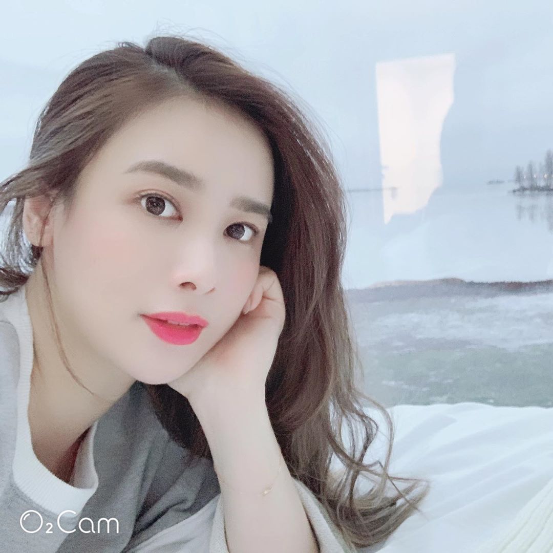 Rosie H 白皙臉蛋+正在發育中:絕對指日可待-第1章-图片7