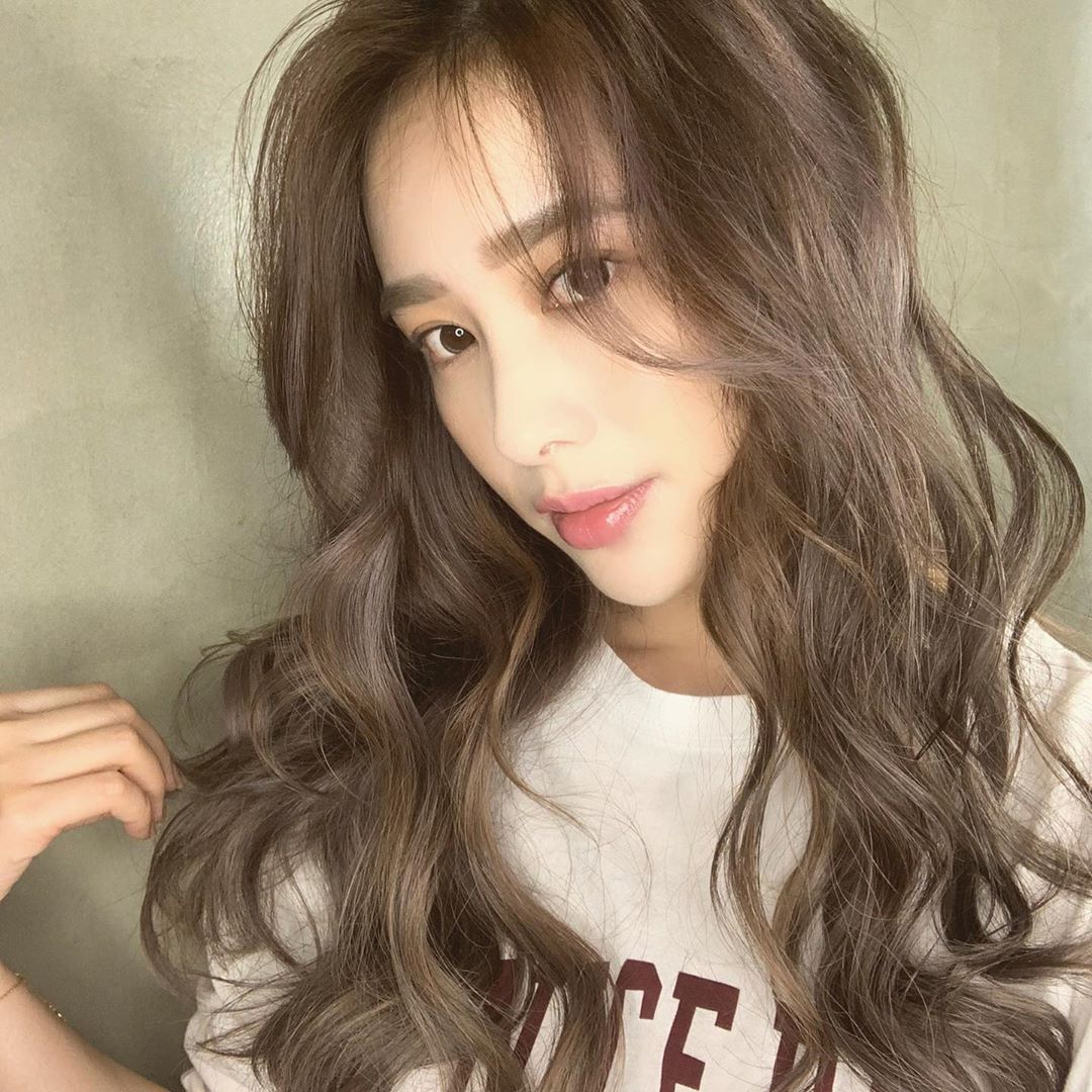 Rosie H 白皙臉蛋+正在發育中:絕對指日可待-第1章-图片9