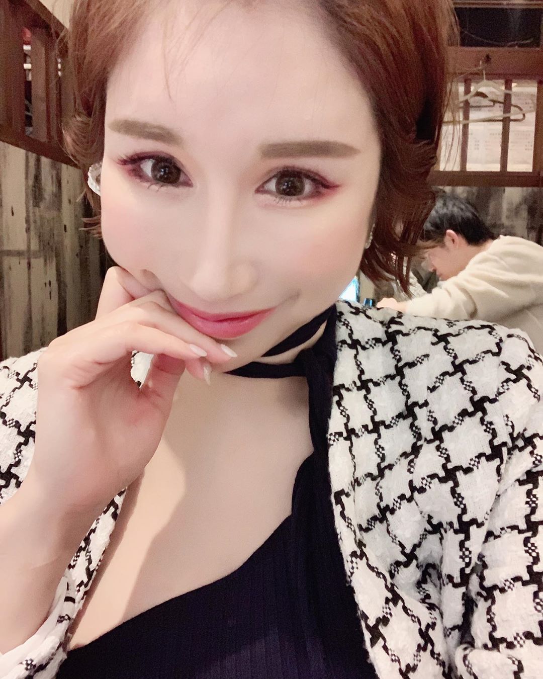 辛尤里 隱藏在衣服底下的大歐派 乳香爆發-第1章-图片1