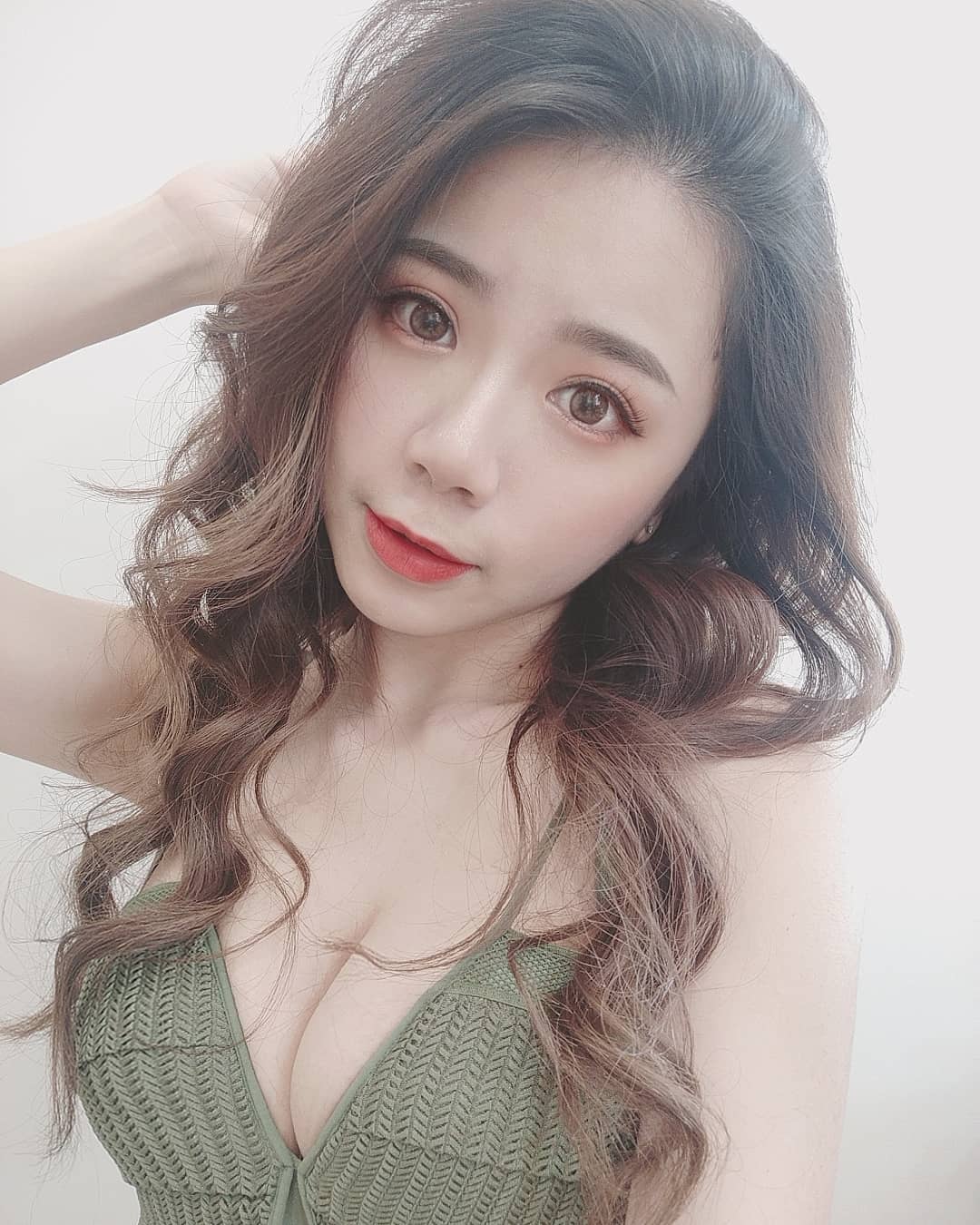 回眸一笑百媚生 黛絲