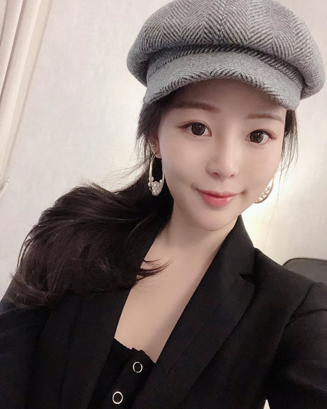 請不要隨便說別人娃娃臉 Iris Yen-第1章-图片4
