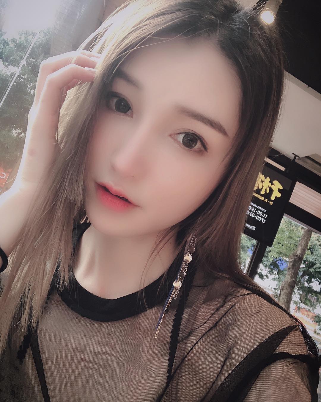 接我親親一個飛吻 Fei-第1章-图片3
