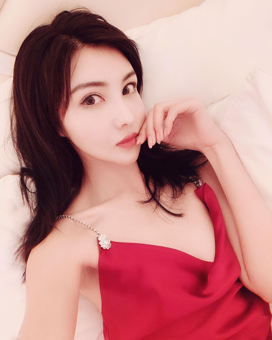 漂亮就給個讚吧 美伢兒-第1章-图片8
