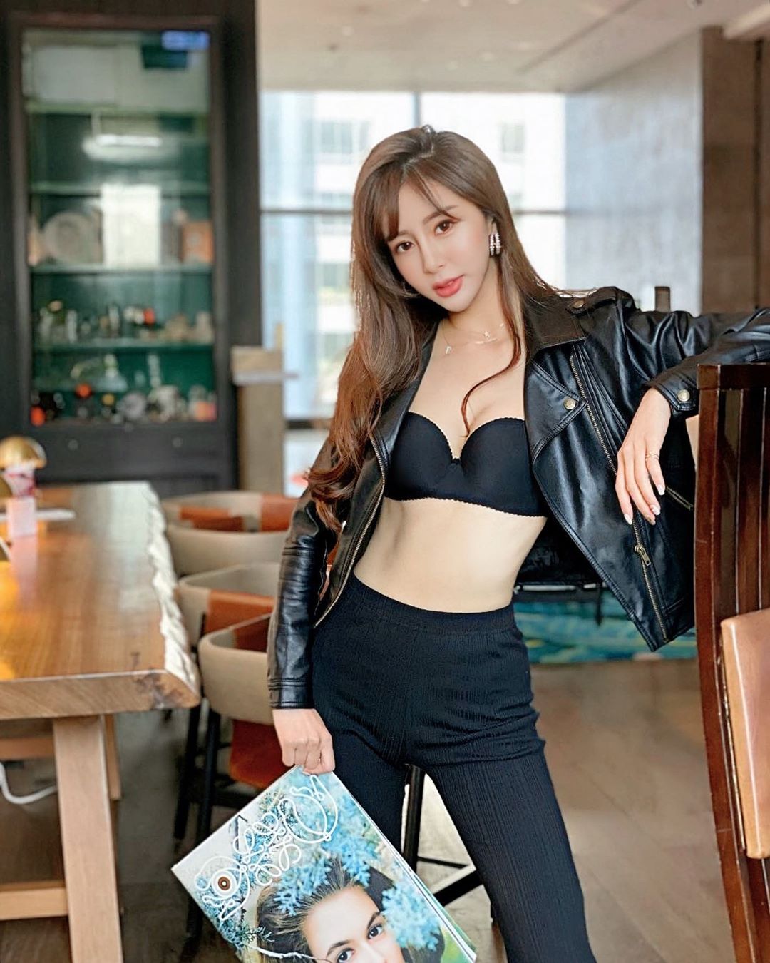 You can make up beautifully, Rita.-第1章-图片2