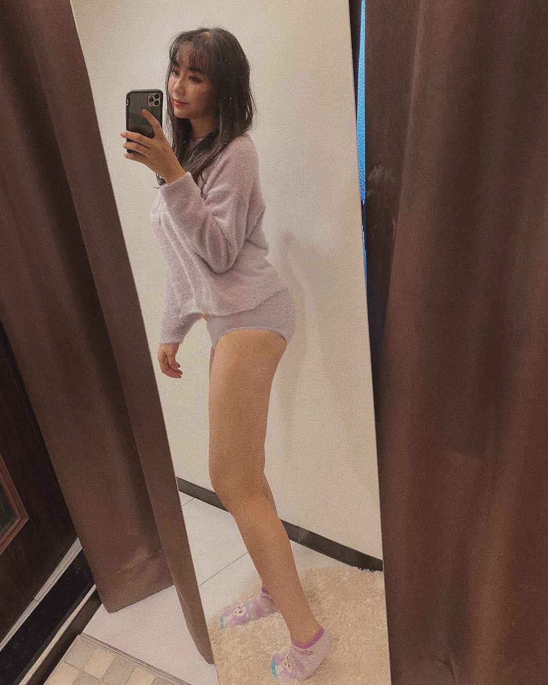 歐歐ouou 歐雅婷 「犯規的逆天嫩白美腿」超惹火