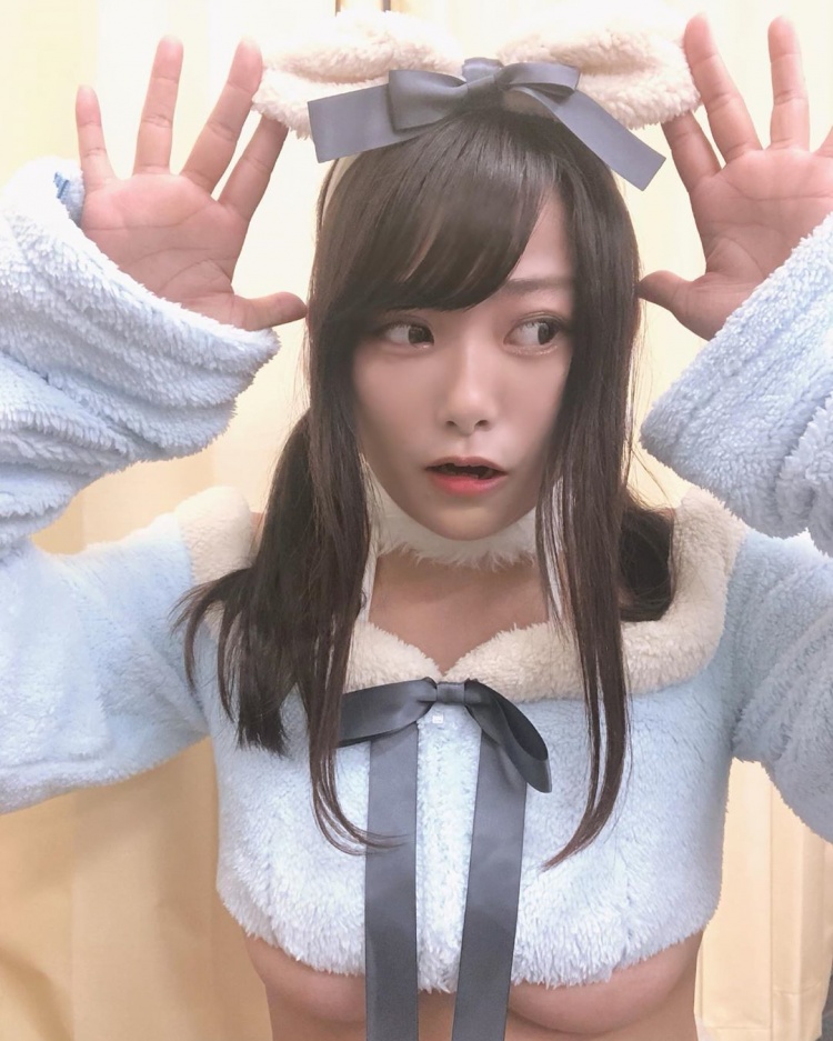 F奶車模「川村那月」，新款寫真集要榨乾你荷包！-第1章-图片5