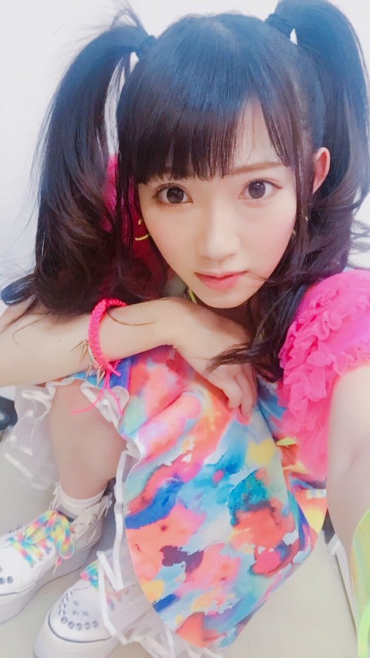 太會「跳」了吧!!這對寫真界最強姊妹花的舞技也是不俗~但所有人眼光都集中在同個地方!-第1章-图片5