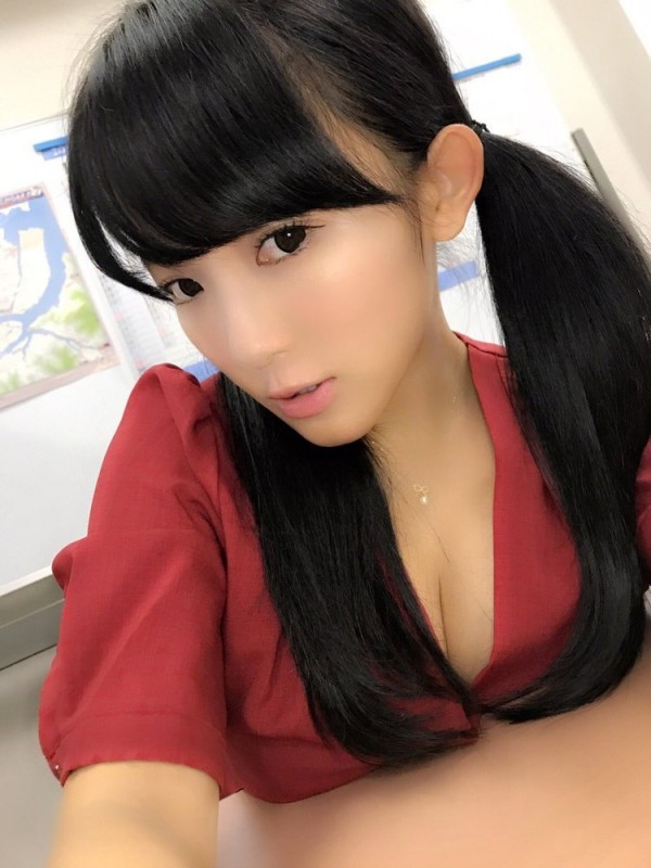 太會「跳」了吧!!這對寫真界最強姊妹花的舞技也是不俗~但所有人眼光都集中在同個地方!-第1章-图片10