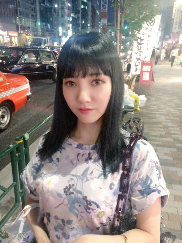 她是曾經被稱作暗黑郭X潔的水菜麗!!在回歸一般人身分之後反而越來越正!!-第1章-图片1