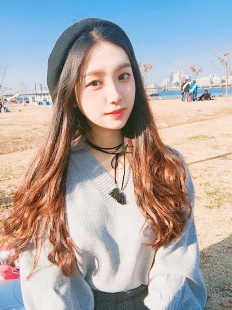 雖然不是明星但肯定很得民心！這位就讀政治系的胸狠正妹..身材已經先違法了吧！-第1章-图片18