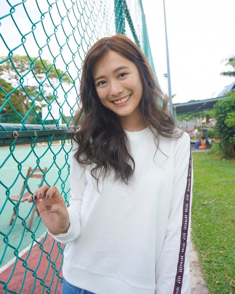 這位超甜藥師的笑容太犯規啦！-第1章-图片7