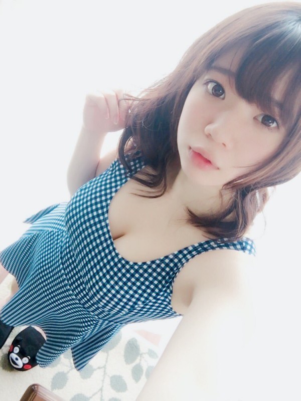 日系美人齋藤美由~!!白皙皮膚加上那對超亮車頭燈讓人頭暈啊!!-第1章-图片8