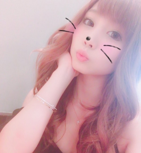 超級「實用」的笑眼天菜!!跟彩美旬果幾乎像到快成姊妹的長谷川留衣最懂男人心!!-第1章-图片4