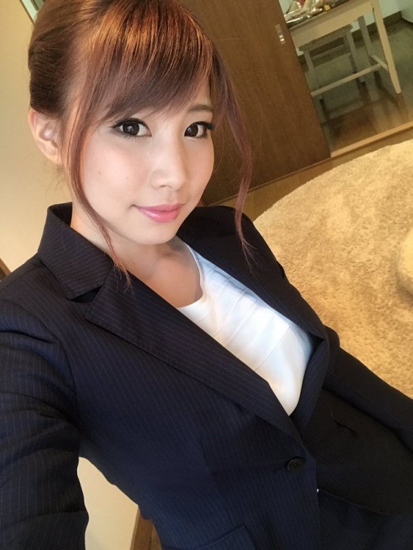 超級「實用」的笑眼天菜!!跟彩美旬果幾乎像到快成姊妹的長谷川留衣最懂男人心!!-第1章-图片21