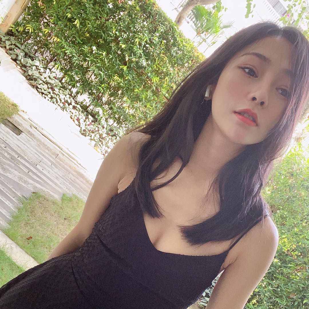 Joann's tempered face is featuring a tortuous extreme body.-第1章-图片4