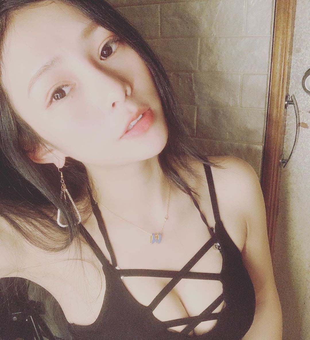 Joann's tempered face is featuring a tortuous extreme body.-第1章-图片6