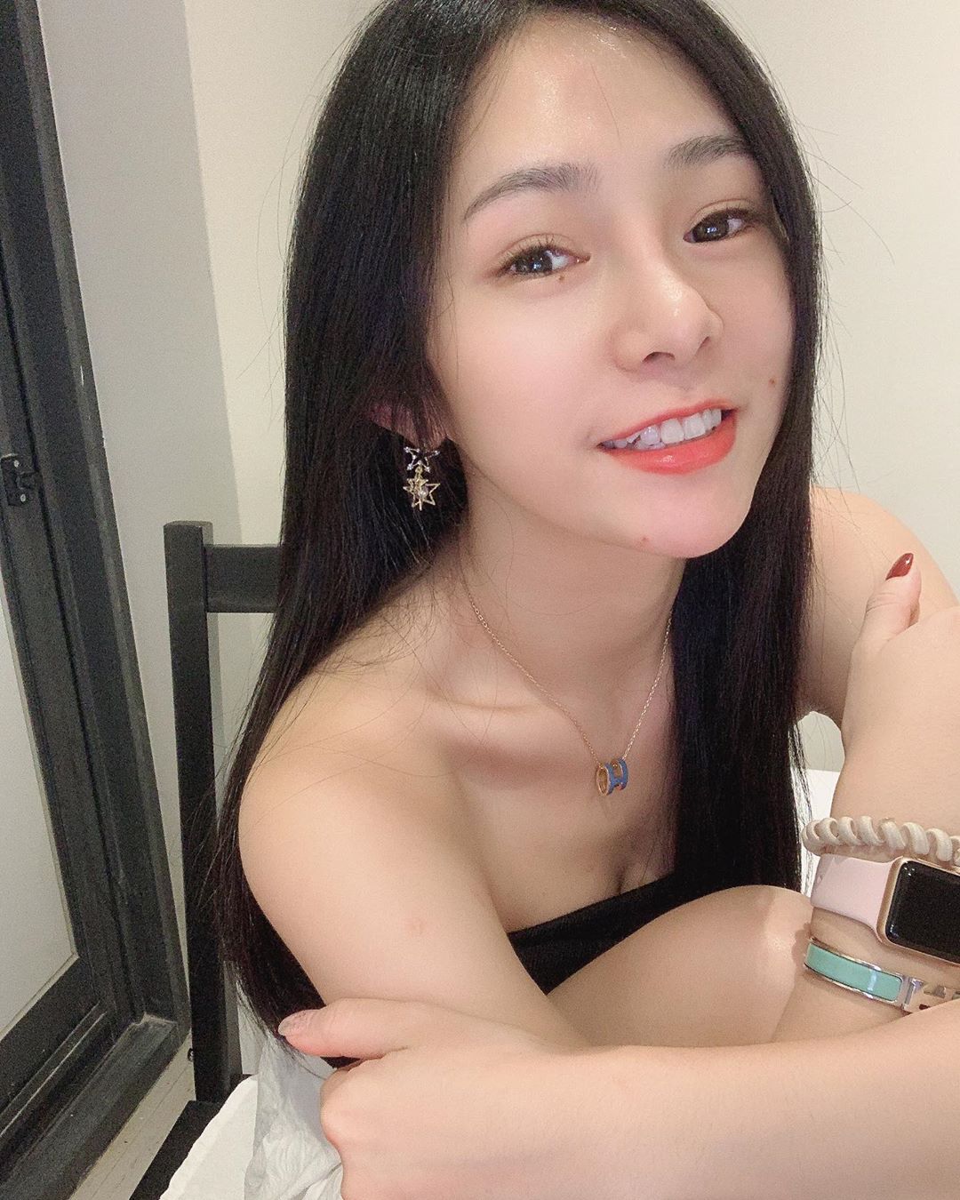 Joann's tempered face is featuring a tortuous extreme body.-第1章-图片8