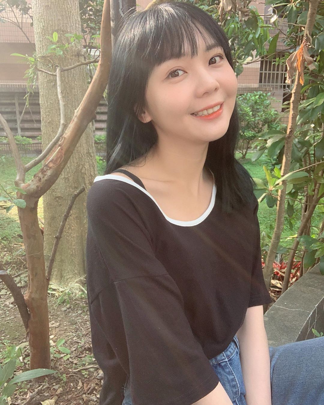 The beautiful face of the yellow ring was overturned for a second by electric dizziness.-第1章-图片15